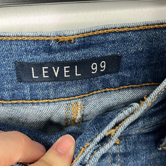Level 99 Heidi Exposed Button High Rise Skinny Jeans - Picture 4 of 7